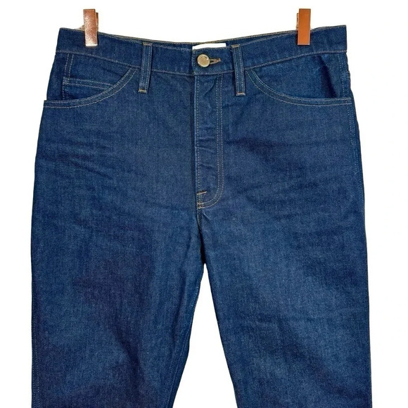 Frame Denim Le Italien True Straight in Rinse Rigid Denim - Picture 8 of 16
